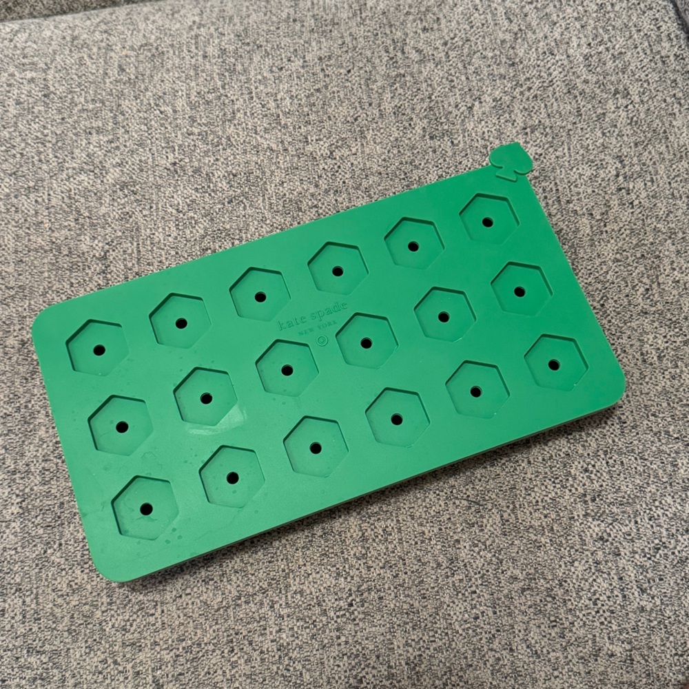 Kate Spade Diamond Shape Green Silicone Ice Cube Tray